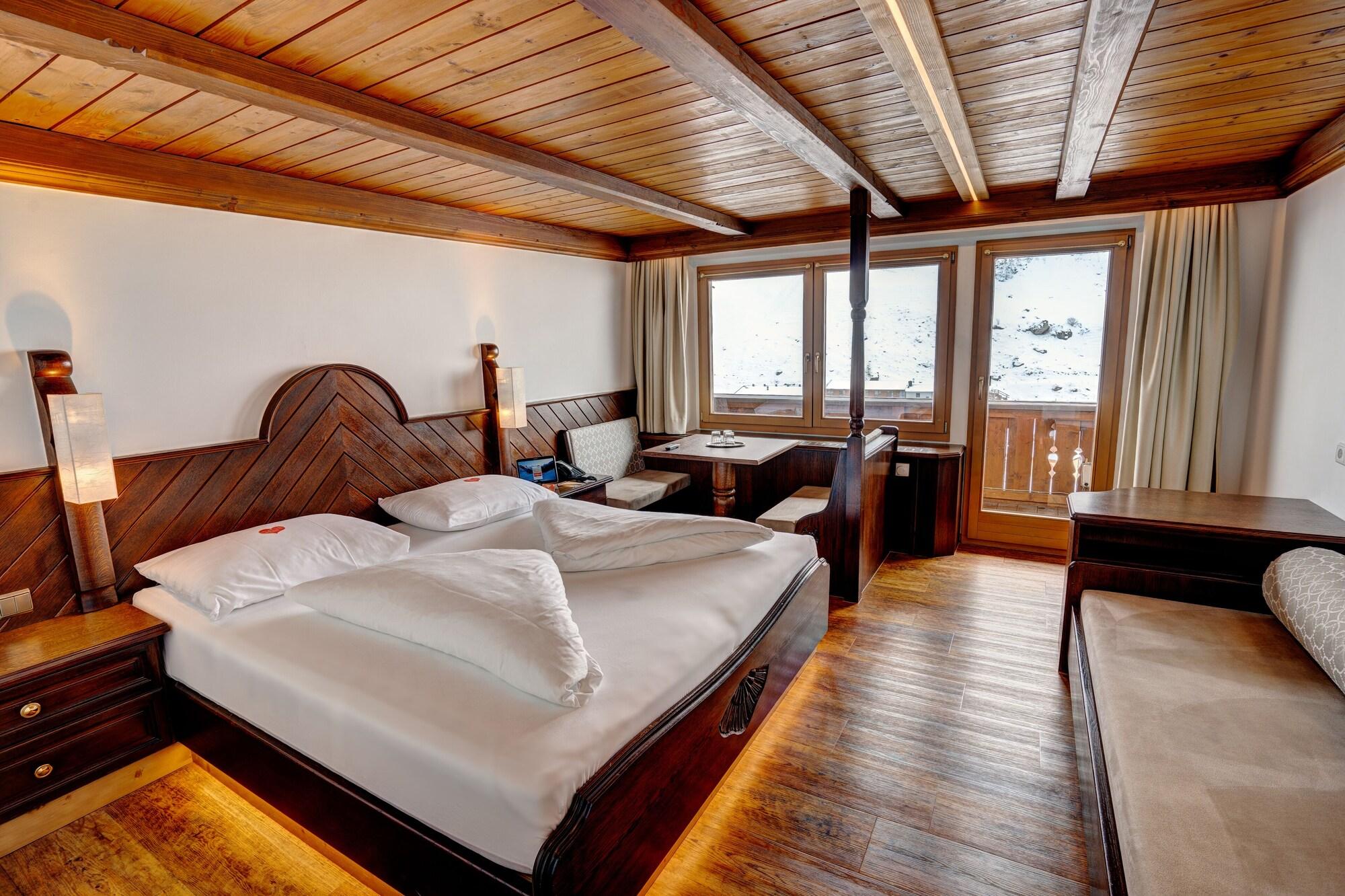 Alpenbad Hotel Hohenhaus Тукс Экстерьер фото