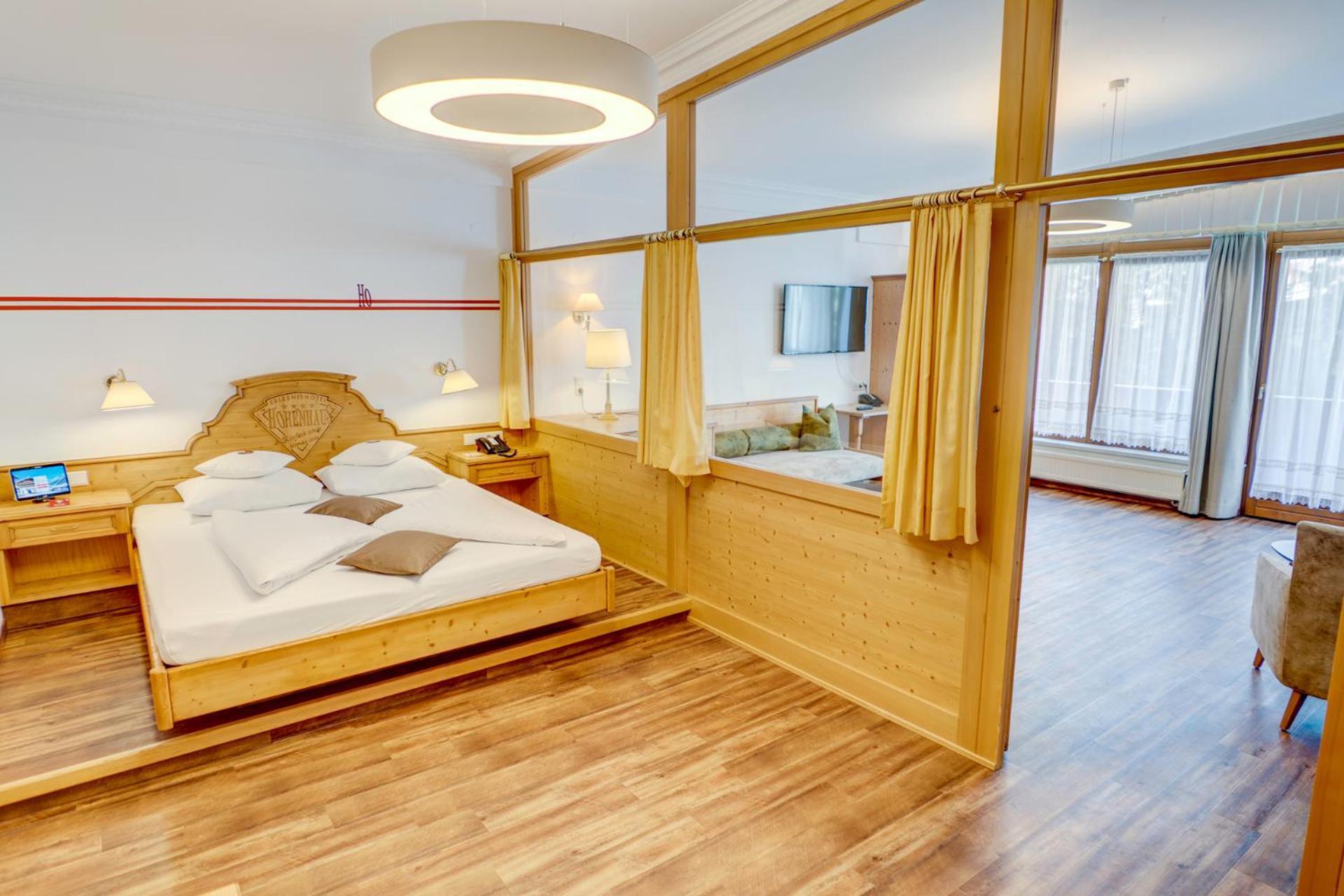 Alpenbad Hotel Hohenhaus Тукс Номер фото